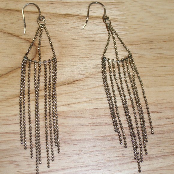 Chain Dangle earrings. - Picture 6 of 9